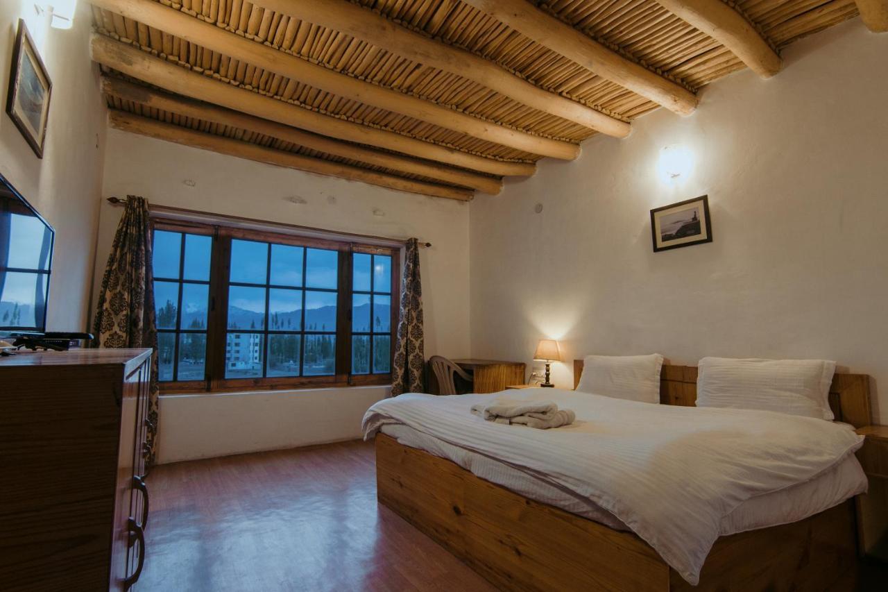 Yangphel Guest House Leh Exterior foto